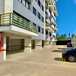 Yellow - Apartamento 802